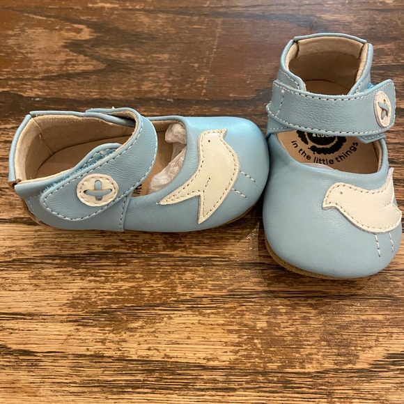 Livie & Luca Soft Sole Infant Shoe - Picture 2 of 2